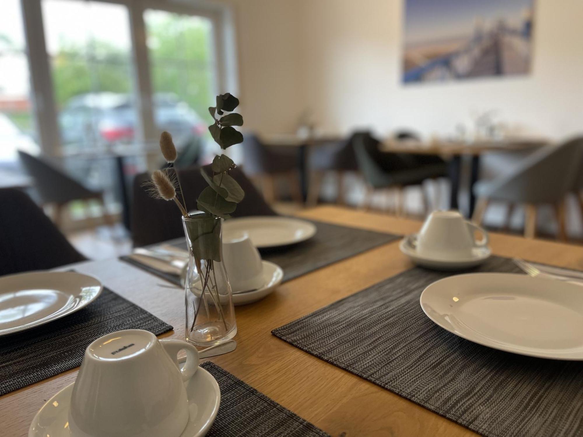 Pension Frisia Norddeich  Exterior photo